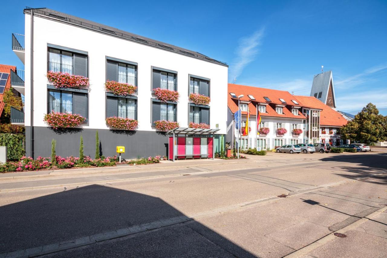 Hotel & Gasthaus Loewen Waldkirch Exterior photo